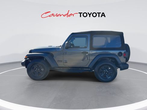 Used 2024 Jeep Wrangler Sport image 7