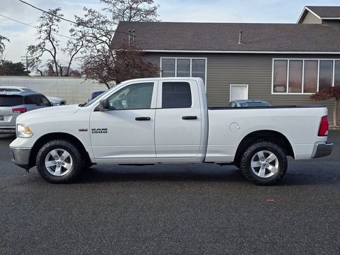 Used 2022 RAM 1500 Tradesman w/ Chrome Appearance Package image 2