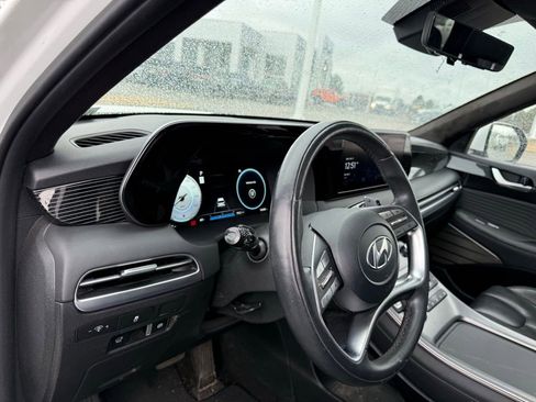 Used 2023 Hyundai Palisade Calligraphy image 10