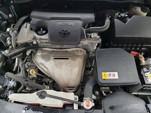 Used 2017 Toyota Camry LE FWD image 30