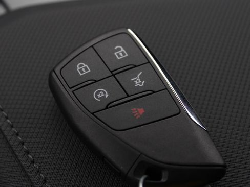 New 2025 Chevrolet Equinox EV RS w/ Convenience Package II image 15