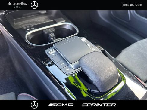 Used 2023 Mercedes-Benz CLA 250 4MATIC image 28