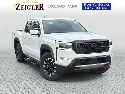 Certified 2022 Nissan Frontier Pro-X RWD image 1