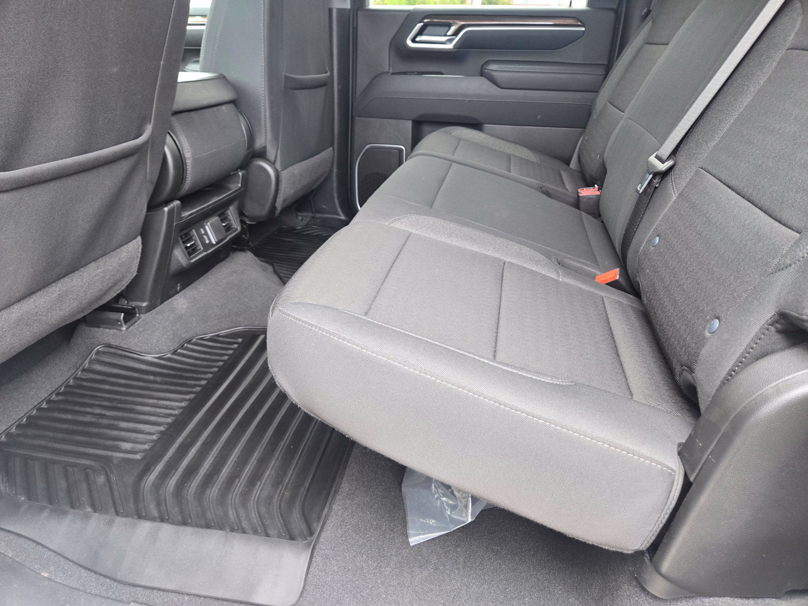 Used 2025 Chevrolet Silverado 2500 LT w/ Convenience Package AWD/4WD image 17