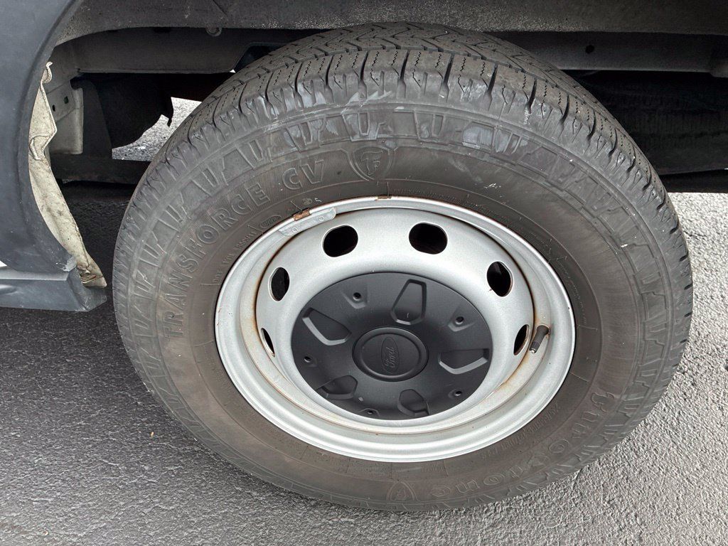 Used 2020 Ford Transit 150 Low Roof RWD image 11