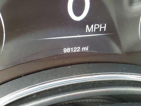 Used 2019 Jeep Grand Cherokee Limited w/ Luxury Group II image 24