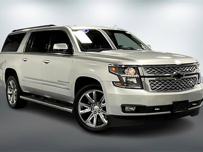 Used 2017 Chevrolet Suburban LT w/ LT Signature Package