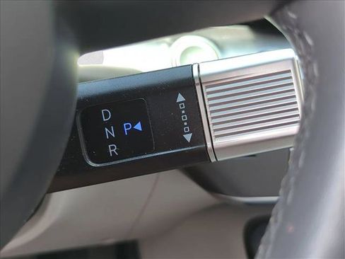 Used 2024 Hyundai Kona Limited AWD/4WD image 12
