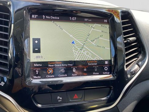 Used 2020 Jeep Cherokee Limited AWD/4WD image 15