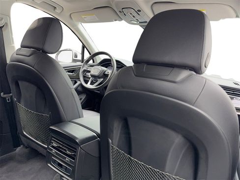 Used 2024 Audi Q7 2.0T Premium Plus image 46