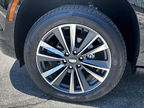 New 2026 Cadillac Escalade Sport AWD/4WD image 13