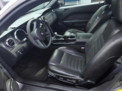 Used 2006 Ford Mustang GT RWD image 11