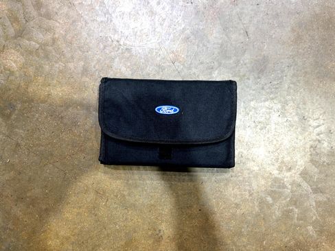 Used 2015 Ford F250 Lariat w/ Lariat Interior Package image 55