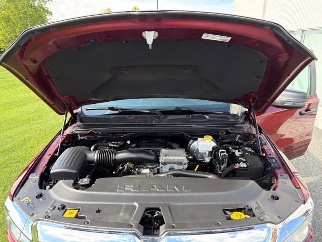 Used 2024 RAM 1500 Big Horn AWD/4WD image 23
