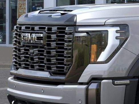 New 2026 GMC Sierra 2500 Denali Ultimate AWD/4WD image 18