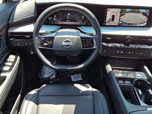 Certified 2025 Nissan Murano SL w/ Cargo Package AWD/4WD image 13