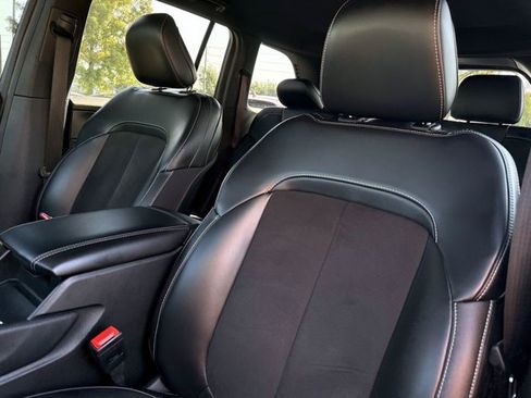 Used 2024 Jeep Grand Cherokee Altitude AWD/4WD image 21