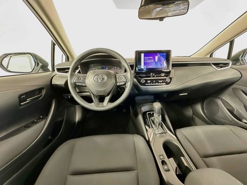 Used 2025 Toyota Corolla LE FWD image 22