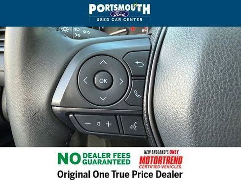 Used 2023 Toyota Camry SE image 11