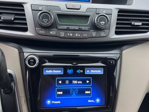 Used 2014 Honda Odyssey EX-L image 35