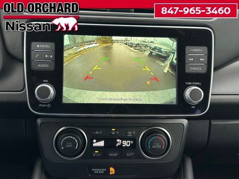 Used 2024 Nissan Leaf S image 16