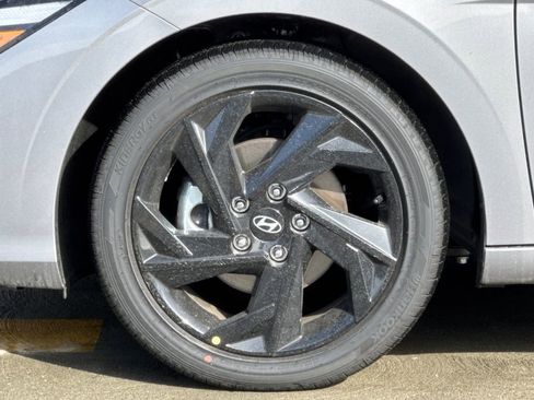 New 2026 Hyundai Elantra SEL Sport Premium FWD image 30