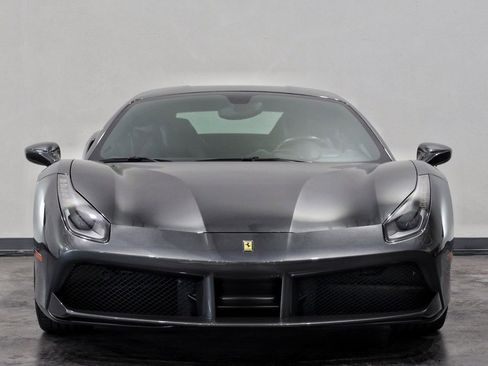 Used 2016 Ferrari 488 GTB image 2