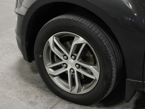 Used 2017 Chevrolet Equinox Premier w/ True North Edition image 10