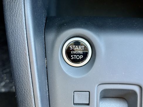 New 2025 Nissan Kicks Play S image 28