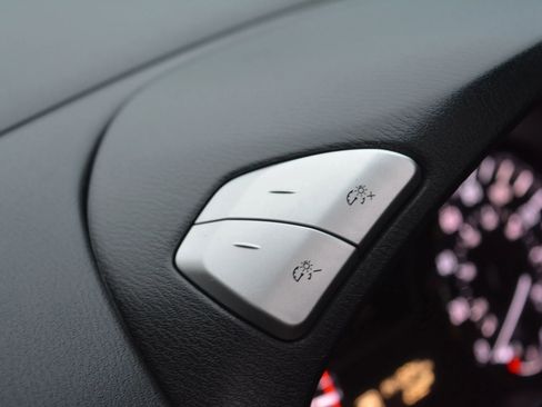 Used 2014 Nissan Pathfinder Platinum image 33