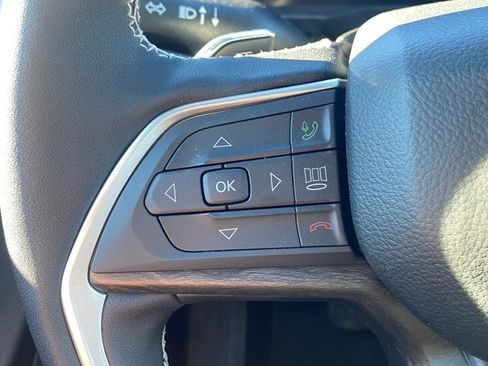 New 2025 Jeep Grand Cherokee L Limited image 15