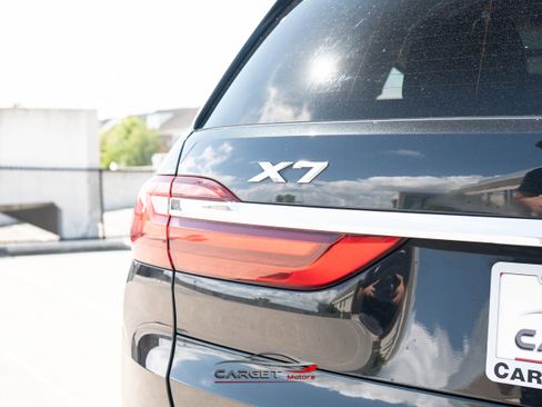 Used 2019 BMW X7 xDrive40i w/ Cold Weather Package AWD/4WD image 49