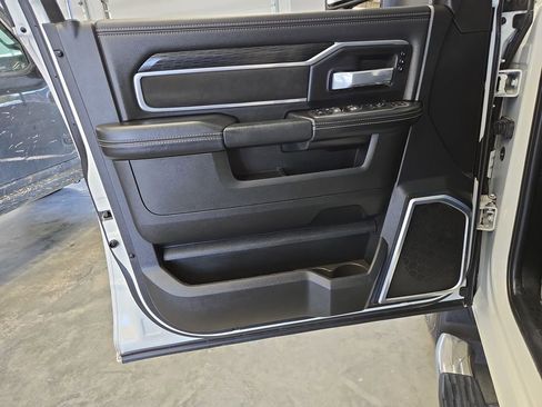 Used 2024 RAM 3500 Laramie w/ Sport Appearance Package AWD/4WD image 12