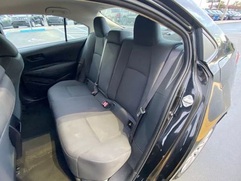 Used 2022 Toyota Corolla LE image 25