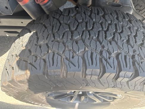 Used 2024 Ford F150 Raptor AWD/4WD image 3