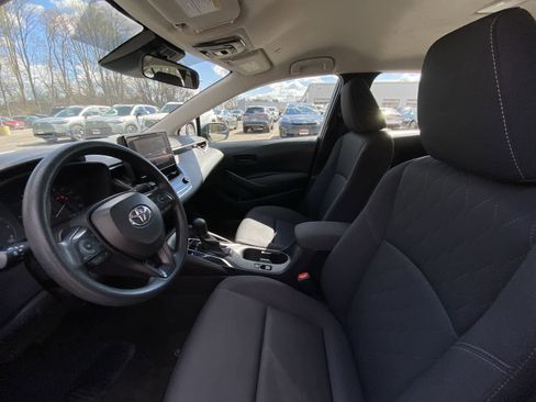 Used 2024 Toyota Corolla LE FWD image 19