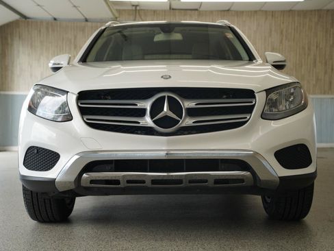 Used 2017 Mercedes-Benz GLC 300 image 3