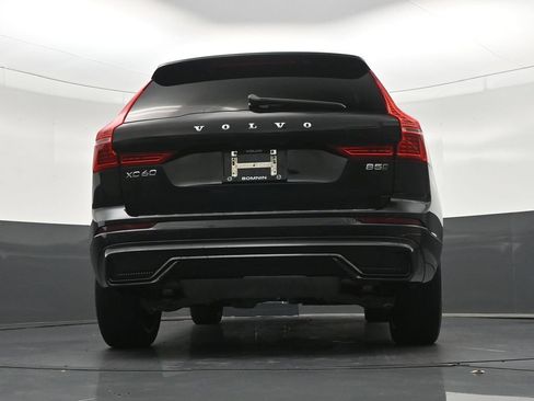 Certified 2024 Volvo XC60 B5 Plus w/ Protection Package Premier AWD/4WD image 30