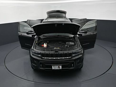 Used 2023 Jeep Grand Cherokee L Overland AWD/4WD image 25