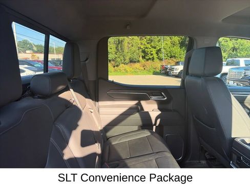 Used 2024 GMC Sierra 1500 SLT w/ SLT Premium Plus Package AWD/4WD image 13