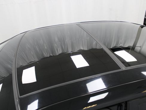 Used 2020 Nissan Maxima Platinum image 10