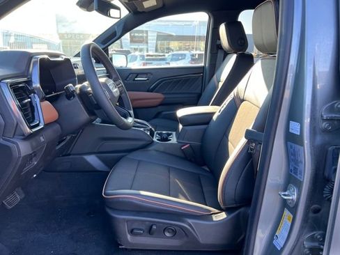 New 2025 GMC Canyon AT4 image 6