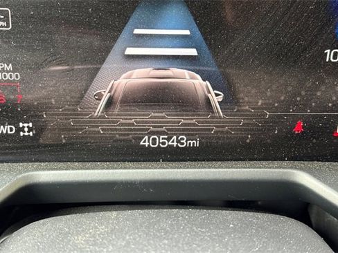 Used 2024 GMC Acadia Elevation image 41