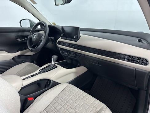 Used 2023 Honda HR-V LX image 25