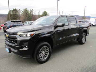 Used 2024 Chevrolet Colorado LT w/ LT Convenience Package II