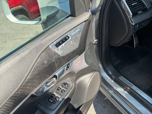 Used 2019 Volvo XC90 T6 R-Design w/ Advanced Package AWD/4WD image 9