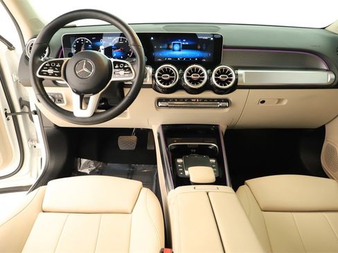 Used 2021 Mercedes-Benz GLB 250 image 18