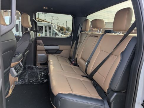 New 2026 Ford F250 Lariat w/ FX4 Off-Road Package AWD/4WD image 26