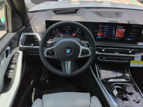 New 2027 BMW X7 xDrive40i w/ M Sport Package AWD/4WD image 16
