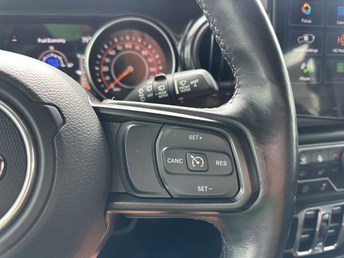 Used 2021 Jeep Wrangler Unlimited Sport AWD/4WD image 47